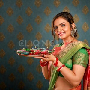 Indian Housewife, Cliqnclix