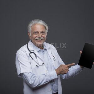 Elderly Doctor, Cliqnclix